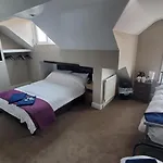 Leecliff Guest House