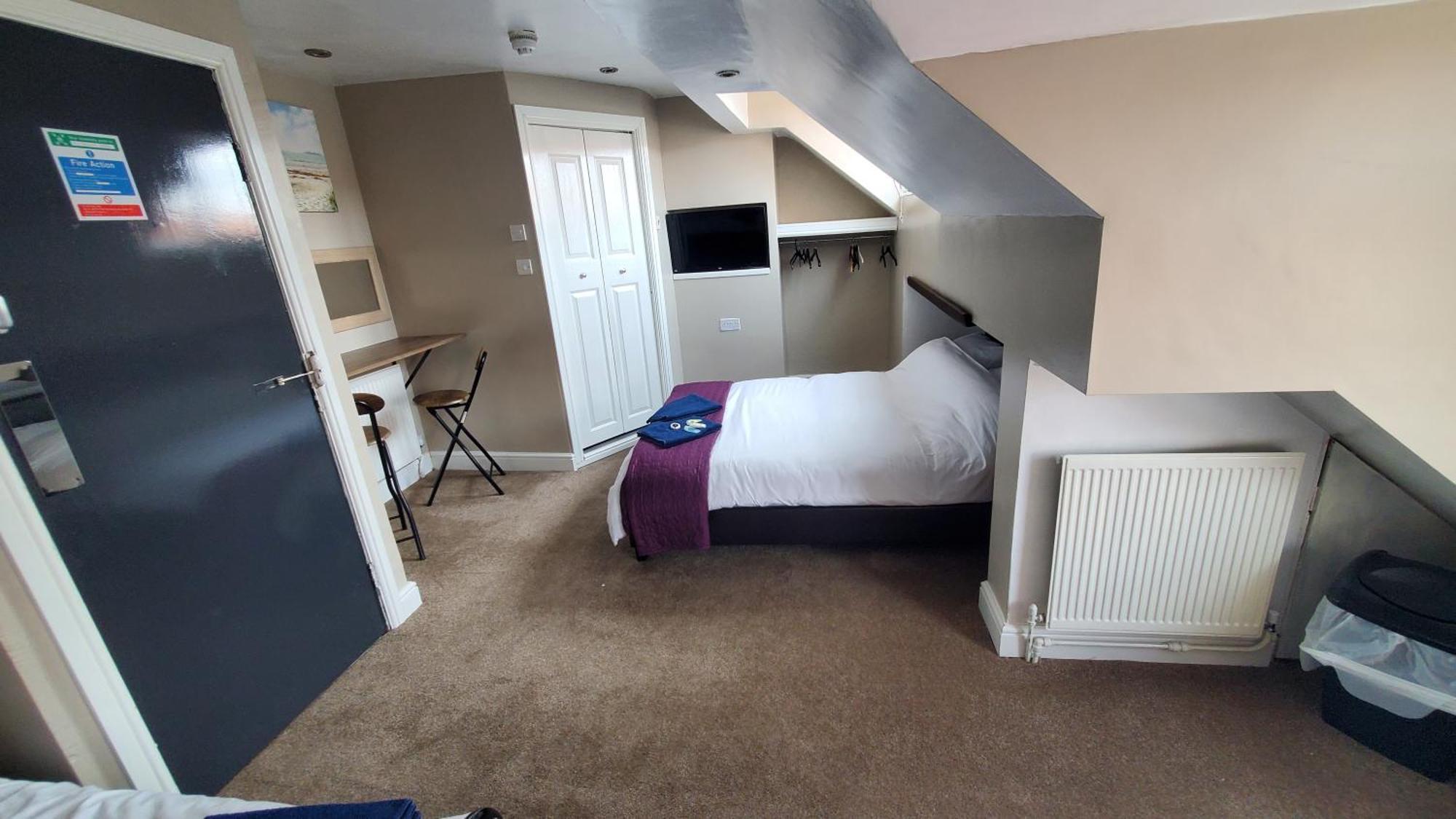Leecliff Guest house